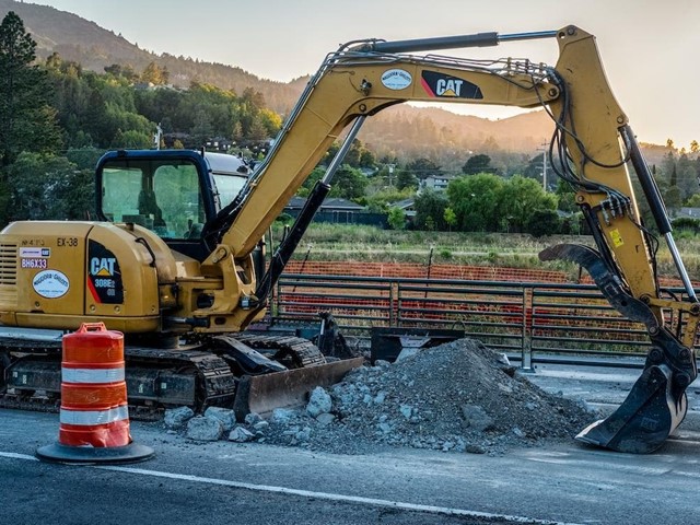 El mejor precio para alquilar maquinaria de construcción en Pontevedra