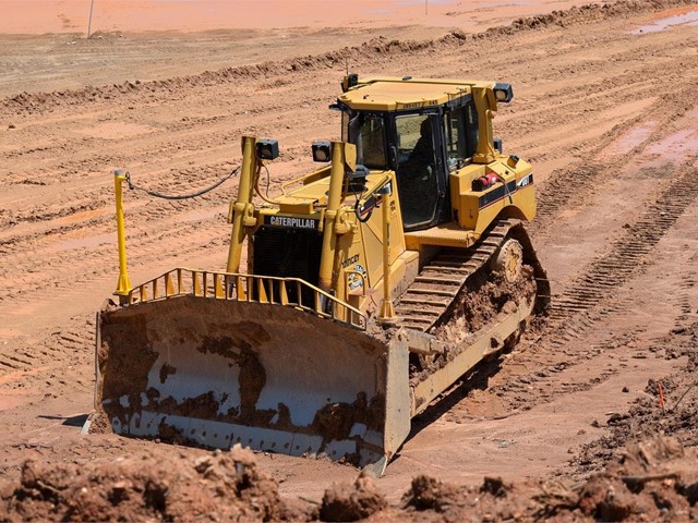 En Construcciones Vale contamos con maquinaria propia, os explicamos las principales ventajas