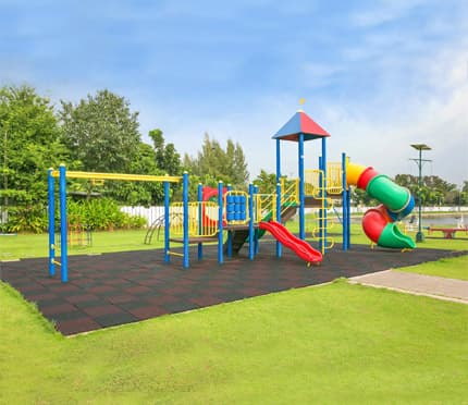 Construcción de parques infantiles y jardines en Pontevedra