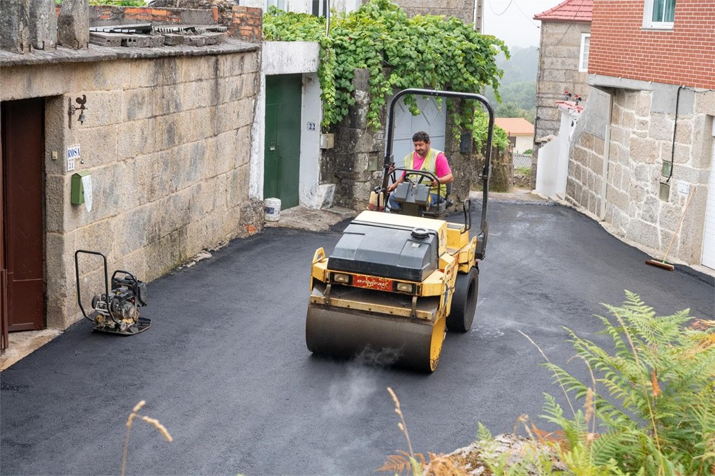 ¿Por qué optar por nuestro servicio de alquiler de maquinaria de construcción con conductor?