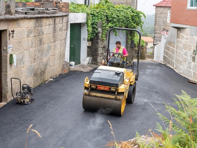 ¿Por qué optar por nuestro servicio de alquiler de maquinaria de construcción con conductor?