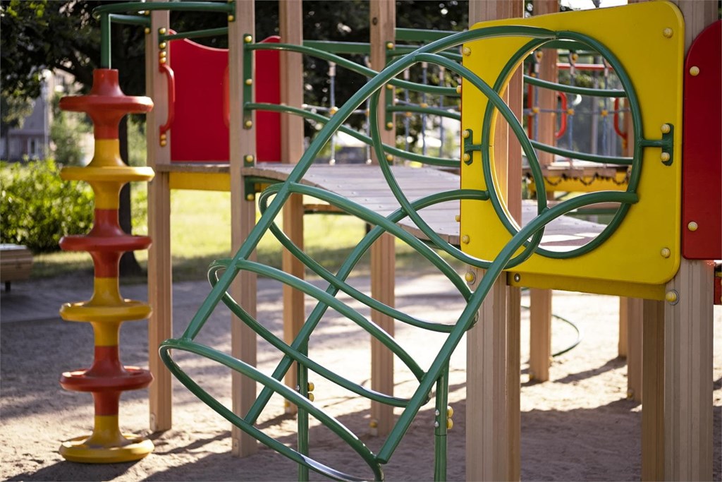Requisitos de seguridad según la normativa para parques públicos